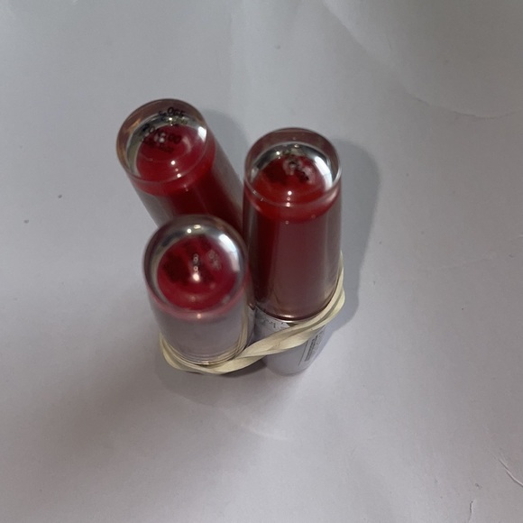 BN 1 pc MAYBELLINE 14 hours lipstick #065 Ravashing Rouge - Picture 2 of 5